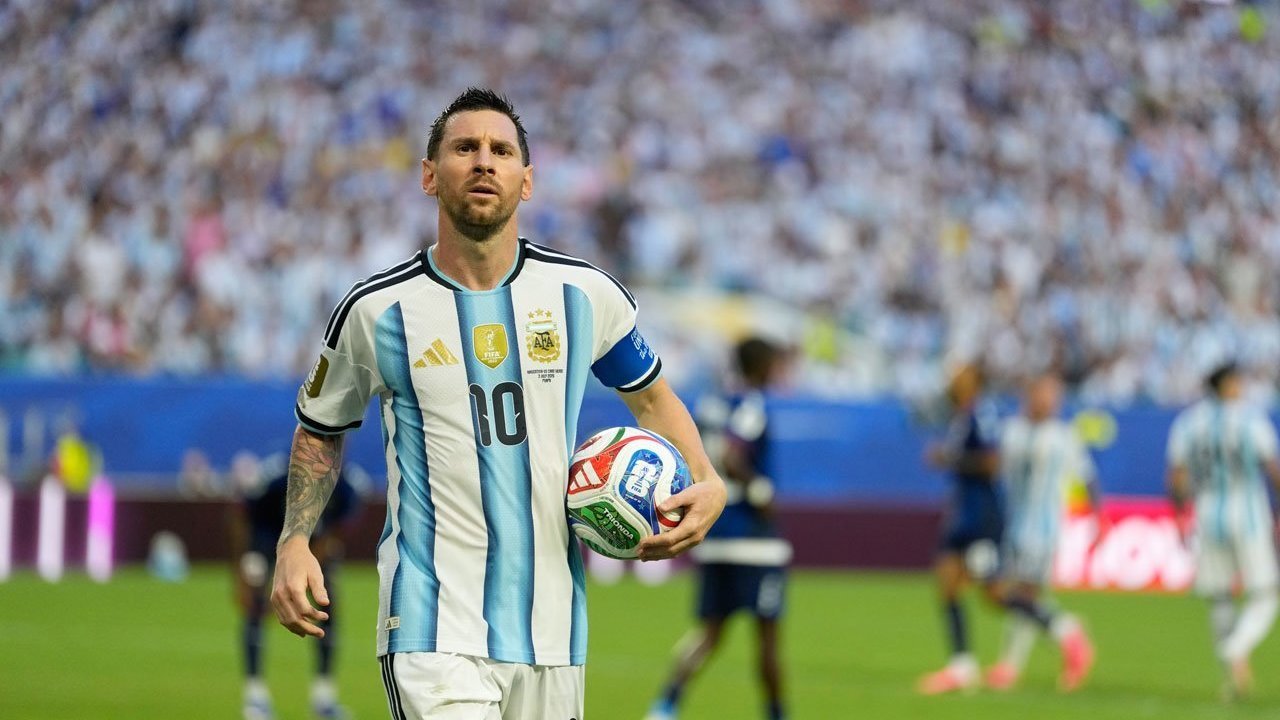 Kicau4D - Lionel Messi Umumkan Pensiun dari Timnas Argentina